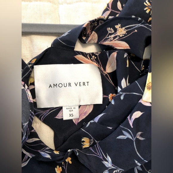 Amour Vert Silk Isabella Ruffle Open Back V-Neck Jumpsuit Floral Jardin Navy XS - Picture 4 of 7